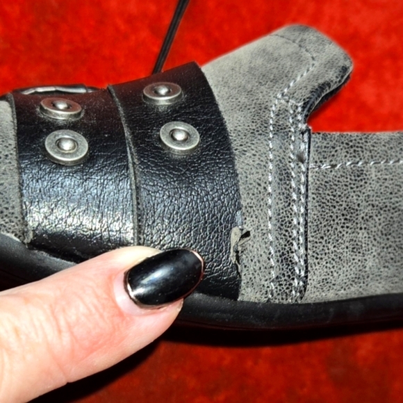 Nicole by Nicole Miller NWT Gray & Black Sz8 FLATS STR8 SASS Retro ArtHoe indie - Picture 6 of 11